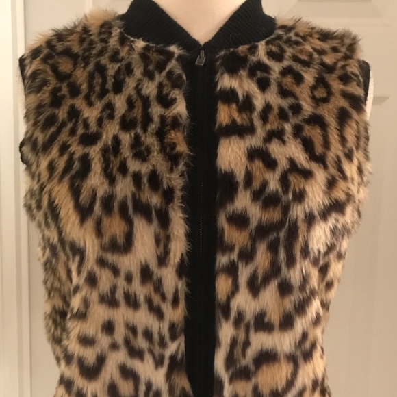 J.CREW GIRLS' LEOPARD-FUR SWEATER VEST. SIZE: 14.
